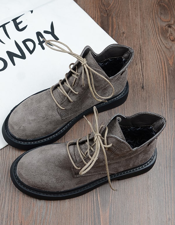 Bota retro con cordones Stellina
